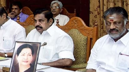 தூங்கினால் சரியாகிவிடும் என்று சொல்லிவிட்டு தூங்கிய அதிமுக முன்னாள் எம்.எல்.ஏ. உயிரிழப்பு... ஓபிஎஸ், இபிஎஸ் இரங்கல்..!