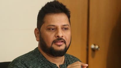 సైరా బాహుబలి కాదు.. రూమర్స్ పై క్లారిటీ ఇచ్చిన డైరెక్టర్