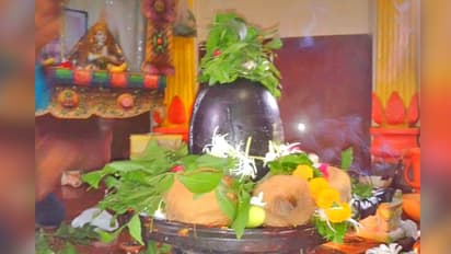 বাড়িতে শিবলিঙ্গ রয়েছে, তবে অবশ্যই পালন করুন এই নিয়মগুলি