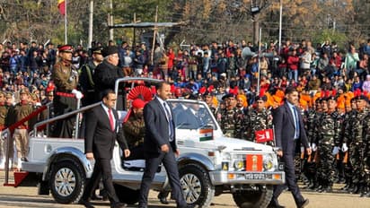 భారీ భద్రత మధ్య కాశ్మీర్లో ప్రశాంతంగా పంద్రాగష్టు వేడుకలు