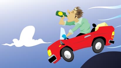 Bengaluru: Drinkers create WhatsApp groups, alert others about presence of cops on roads