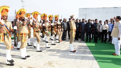 జాతీయ జెండాను ఆవిష్కరించిన స్పీకర్ తమ్మినేని సీతారాం