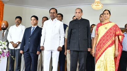 ఎన్ని అడ్డంకులు వచ్చినా సచివాలయం కడతాం: స్పష్టం చేసిన కేసీఆర్