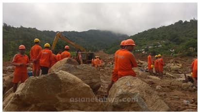 പ്രളയത്തെ അതിജീവിച്ച കവളപ്പാറയിലേക്ക് സഹായമെത്തുന്നു