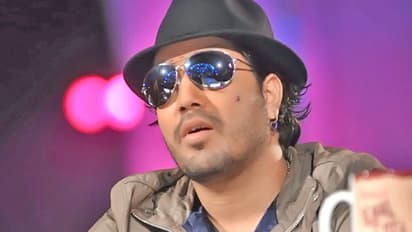 #ISIAgentRehanSiddiqi trends as Mika Singh’s concert in Houston angers Twitterati