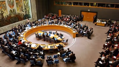 ഒരാഴ്ചത്തെ അനിശ്ചിതത്വത്തിന് അറുതി; ഗാസ പ്രമേയം യുഎൻ രക്ഷാസമിതി പാസാക്കി, അമേരിക്കയും റഷ്യയും വിട്ടുനിന്നു