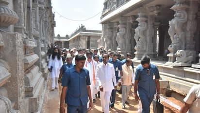 మరో ఐదేళ్లు కావాలా?: యాదాద్రి నిర్మాణ పనులపై కేసీఆర్ అసంతృప్తి