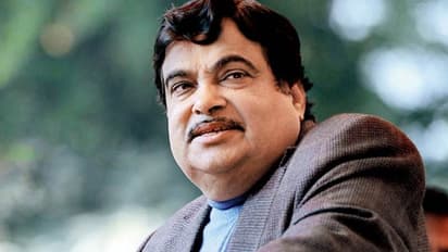 अधिकारियों पर बिफरे गडकरी, बोले - 'काम करो नहीं तो लोग धुलाई करेंगे'