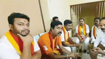 ಹಿಂದಿ ಬ್ಯಾನರ್ ಹರಿದಿದ್ದಕ್ಕೆ ಕನ್ನಡಪರ ಕಾರ್ಯಕರ್ತರ ಸೆರೆ!