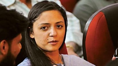 Shehla Rashid confesses that anti-India protests are Islamic