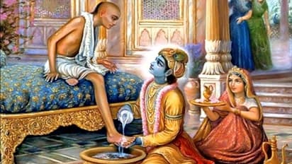 भगवान श्रीकृष्ण से सीख सकते हैं लाइफ मैनेजमेंट के ये 4 फंडे