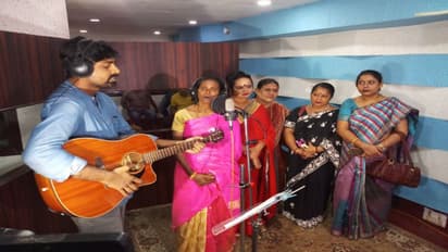 স্টেশন চত্বর থেকে দূর্গা পুজোর থিম সং, মুম্বইয়ে ডাক, রাতারাতি বদলে গেল রাণুর জীবন