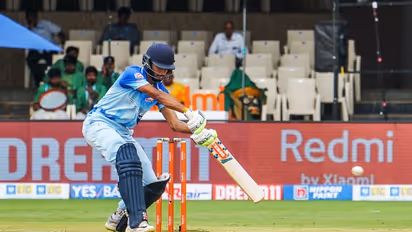 ಕೊರೋನಾ ಭೀತಿಯ ನಡುವೆ RCB ಅಭಿಮಾನಿಗಳಿಗೆ ವಿಶೇಷ ಸಂದೇಶ ನೀಡಿದ ದೇವದತ್ ಪಡಿಕ್ಕಲ್