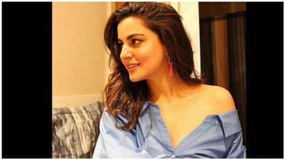 Shraddha Arya’s Biography | Birth | Education | Marriage | Debut | Films | TV Serials | Awards