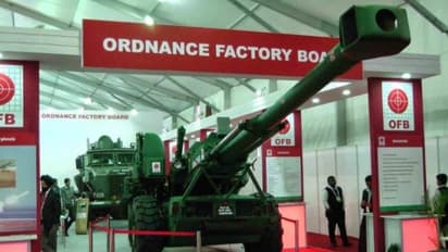 ആയുധ നിർമ്മാണശാലകളിലെ 82000 ജീവനക്കാർ ഒരു മാസത്തെ പണിമുടക്കിലേക്ക്