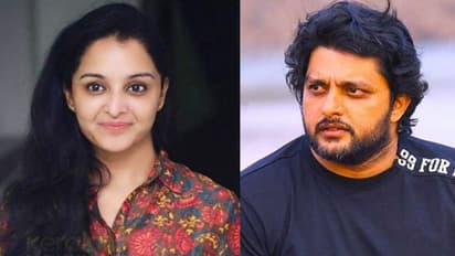 'സംസാരിച്ചത് 15 സെക്കന്റ് മാത്രം, എങ്ങനെയെങ്കിലും രക്ഷിക്കാന് പറ്റുമോ എന്ന് ചോദിച്ചു'