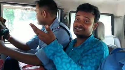 মহিলাদের সঙ্গে অশ্লীল চ্যাট, বিজেপি নেতার কুকীর্তি ফেসবুকে ফাঁস করলেন স্ত্রী