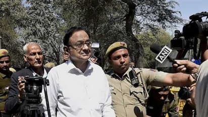 ಚಿದಂಬರಂ ದಿಢೀರ್ ಪರಾರಿ: ದೇಶ ಎದ್ದು ಕುಳಿತಿತು ಹೌಹಾರಿ!