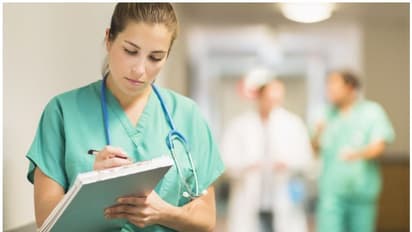 செவிலியர்களுக்கு அரசு வேலை..! 1234 காலி பணியிடங்கள்..! முந்துங்கள்..!