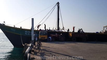 ലക്ഷദ്വീപിലേക്കുള്ള എല്ലാ കപ്പൽ സർവ്വീസുകളും നിർത്തിവച്ച് ഉത്തരവ്