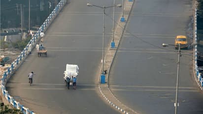 সেতুর পর এবার বন্ধ ভারী যান চলাচলও, এমন সিদ্ধান্তই নেওয়া হল খিদিরপুর ও কালীঘাট সেতুর ক্ষেত্রে