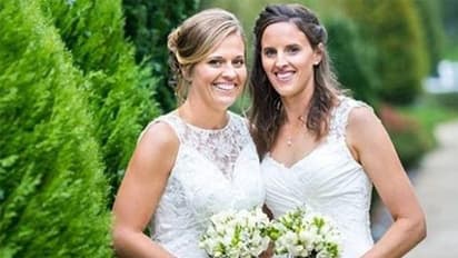 బిడ్డకు జన్మనివ్వనున్న మహిళా క్రికెట్ దంపతులు...