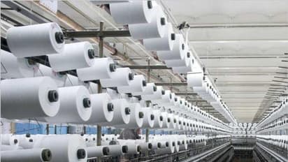 തുണി വ്യവസായത്തെ രക്ഷിക്കൂ സര്ക്കാറേ; പത്ര പരസ്യം നല്കി വ്യവസായികള്