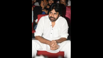 ఎందుకు తీసేశారు: ట్విట్టర్ ఖాతాల సస్పెన్షన్ పై పవన్ కల్యాణ్ మండిపాటు