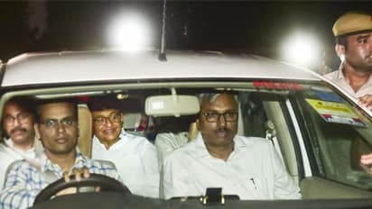 রাত কাটছে লক-আপে, সকালে কোর্টে! গ্রেফতারির পর কতটা 'খাতির' পেলেন প্রাক্তন অর্থমন্ত্রী