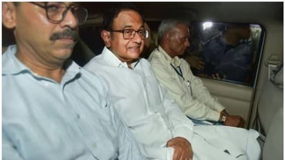 ചിദംബരത്തെ ചോദ്യം ചെയ്യുന്നു, വൈകിട്ട് കോടതിയിൽ, കാർത്തിയുടെ ജാമ്യം റദ്ദാക്കുമോ?