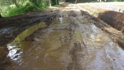 ನರಗುಂದ-ಗದಗ ರಸ್ತೆಯ ಪ್ರಯಾಣಿಕರ ಯಮಯಾತನೆಗೆ ಕೊನೆ ಯಾವಾಗ?