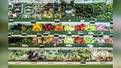 बारिश ने लगाई सब्जियों की कीमत में आग, प्याज, अदरक व धनिया ने बिगाड़ा स्वाद