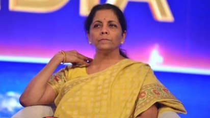 पूरी दुनिया में आर्थिक मंदी, लेकिन भारतीय अर्थव्यवस्था मजबूत: वित्त मंत्री