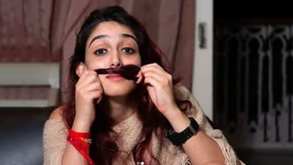 পরিচালনায় আমির-কন্যা! চিনে নিন সোশ্যাল মিডিয়ায় ঝড় তোলা ইরা খানকে