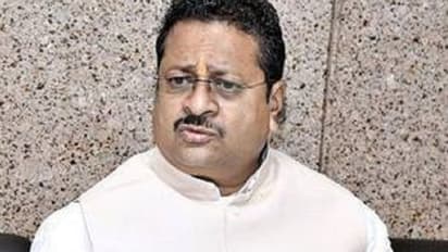 ವಿಜಯಪುರ ಜಿಲ್ಲೆಯ 5 ಕಡೆ ಉಗ್ರಾಣ ನಿರ್ಮಾಣಕ್ಕೆ ಚಿಂತ​ನೆ: ಯತ್ನಾ​ಳ