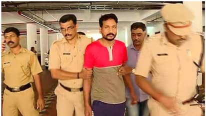 കേരളം മുഴുവന് തെരഞ്ഞ റഹീം പൊലീസിന് മുന്നിലെത്തിയത് രണ്ട് തവണ: പക്ഷേ സംഭവിച്ചത്...