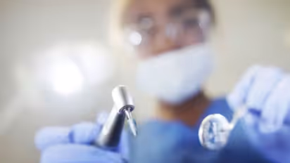 പല്ല് ഡോക്ടറെ കാണാന്‍ പോകുമ്പോള്‍ പേടി തോന്നാറുണ്ടോ?