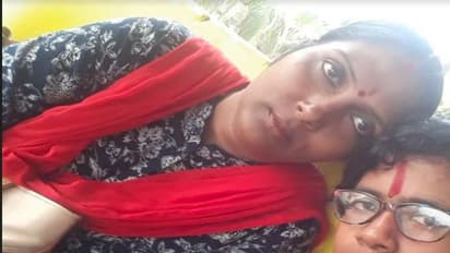 রাতে লুকিয়ে অন্য মহিলাকে ফোন স্বামীর, মেদিনীপুরে আত্মঘাতী স্ত্রী