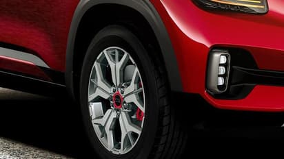 Kia Sales : ഫെബ്രുവരിയിൽ 18,121 യൂണിറ്റുകളുടെ വിൽപ്പന രേഖപ്പെടുത്തി കിയ ഇന്ത്യ