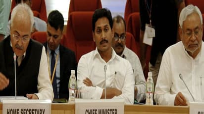 శెభాష్.. మావోలతో పోరుపై తెలుగు రాష్ట్రాలకు అమిత్ షా ప్రశంస