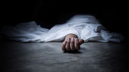 Alappuzha death : യുവാവിനെ വീട്ടിനുള്ളിൽ തീ കൊളുത്തി മരിച്ച നിലയിൽ കണ്ടെത്തി