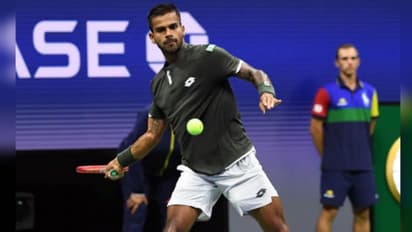 कौन हैं सुमित नागल, जिन्होंने अपने पहले ग्रैंड स्लैम में 20 बार के चैंपियन रोजर फेडरर को कड़ी टक्कर दी