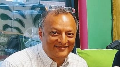 ఎయిర్ పోర్టులో దొంగతనం.. ట్రంప్ మాజీ పార్ట్ నర్ అరెస్ట్