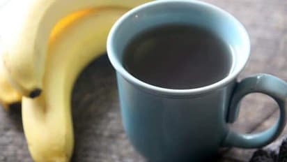 ബനാന ടീ കേട്ടിട്ടുണ്ടോ; ദിവസവും രാത്രി ഉറങ്ങുന്നതിന് മുമ്പ് കുടിക്കൂ, ഗുണങ്ങൾ പലതാണ്