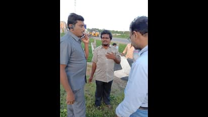 మానవత్వం చాటుకున్న హోం మంత్రి సుచరిత: శభాష్ అంటూ పబ్లిక్ కితాబు