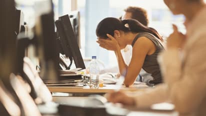 ಬಾಸ್ ಮೇಲಿನ ಕೀಳು ಜೋಕನ್ನು ಅವರಿಗೂ ಶೇರ್ ಮಾಡಿಕೊಂಡರೆ...!