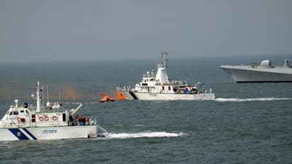 భారీ విధ్వంసానికి కుట్ర: గుజరాత్ తీరంలోకి పాక్ స్పెషల్ కమాండోలు..?