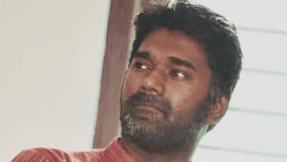 ஓவர் பில்டப் கொடுக்கும் யூடியூப் புகழ் மாரிதாஸ்...!!  எங்க போய் முடியப் போகுதோ ஆண்டவா..??