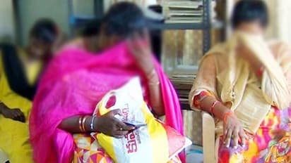 సూర్యాపేటలో సరోగసి మాఫియా గుట్టు రట్టు: మహిళలకు డబ్బుతో వల