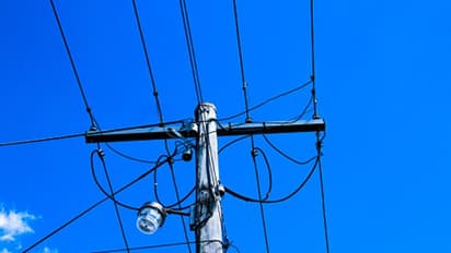 Saaho star Prabhas’ fan electrocuted while fixing movie banner